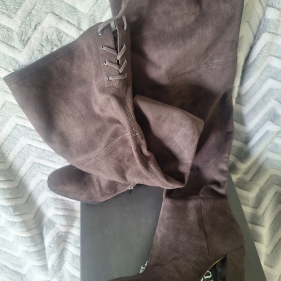 NWT VINCE CAMUTO TAPLEY OVER-THE-KNEE Boots, Dark Grey, sz 9 - Picture 6 of 6